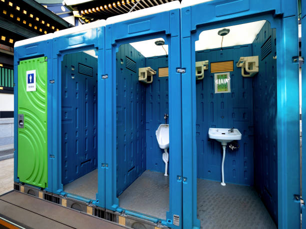 Best Portable bathroom rental  in Shullsburg, WI